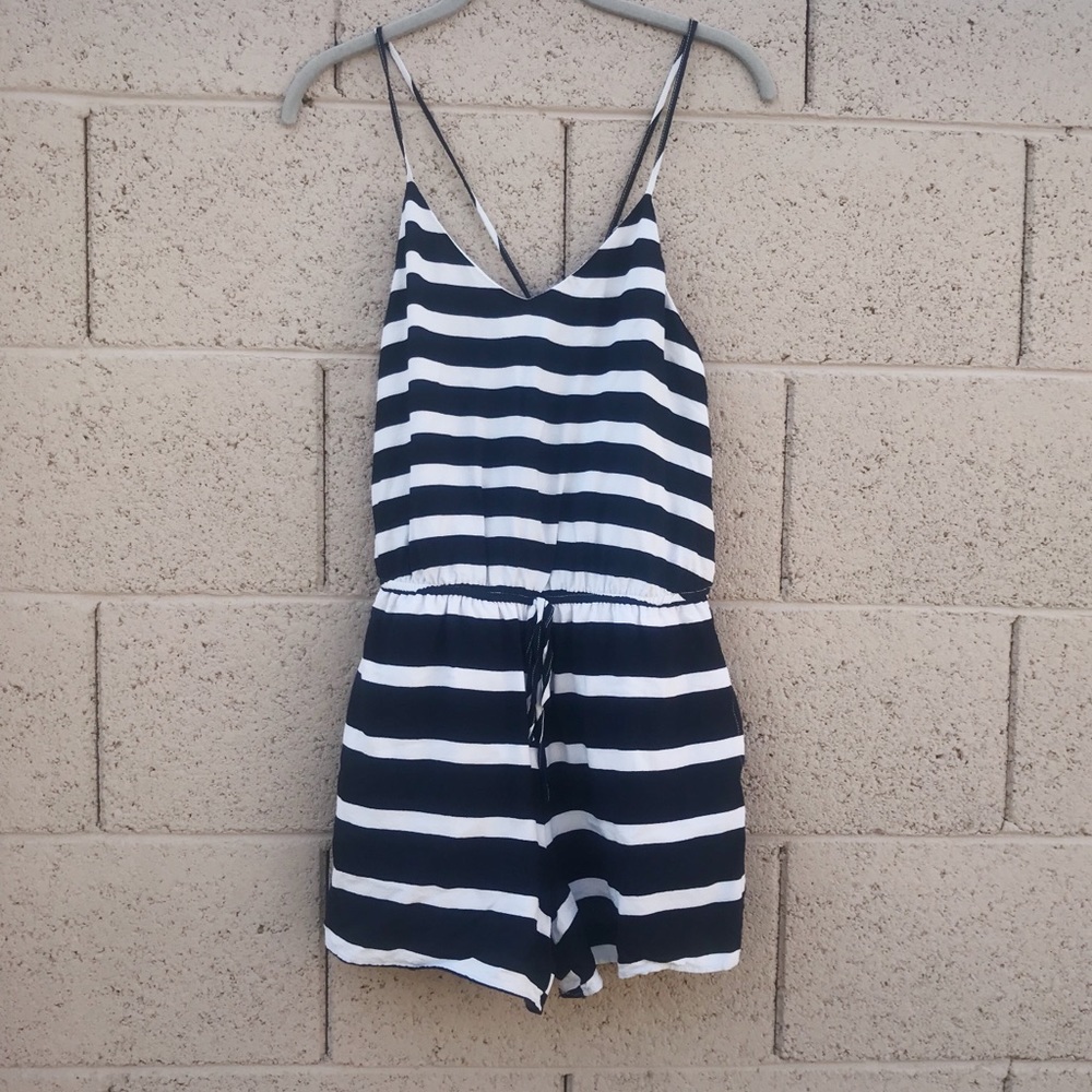 Gianni Bini Striped Romper with POCKETS!